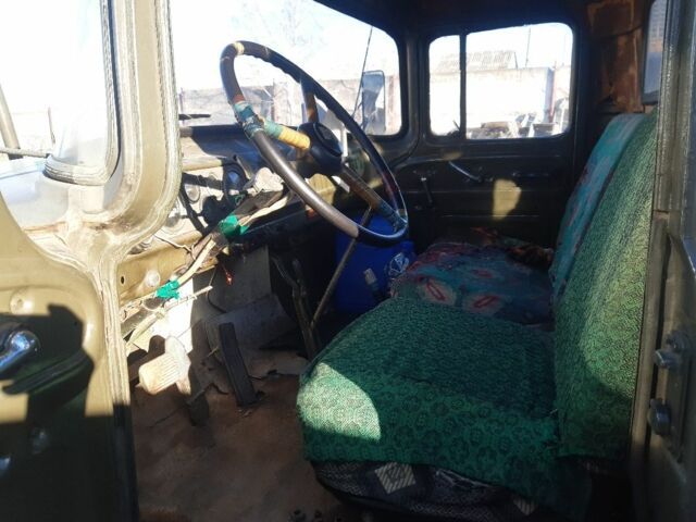 ГАЗ 3110 Волга, объемом двигателя 2.45 л и пробегом 0 тыс. км за 3000 $, фото 8 на Automoto.ua