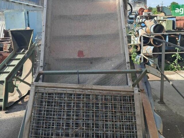 ГАЗ 3110 Волга 1995 в Хмельницком на Automoto.ua ГАЗ 3110 Волга, объемом двигателя 2.45 л и пробегом 0 тыс. км за 3900 $, фото 2 на Automoto.ua