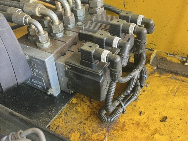 ГАЗ 3110 Волга, объемом двигателя 2.45 л и пробегом 0 тыс. км за 19500 $, фото 20 на Automoto.ua