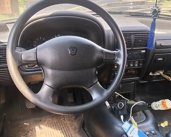 ГАЗ 3110 Волга, объемом двигателя 2.4 л и пробегом 156 тыс. км за 850 $, фото 5 на Automoto.ua