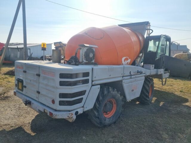 ГАЗ 3110 Волга 1998 у Чернівцях на Automoto.ua ГАЗ 3110 Волга, об'ємом двигуна 2.45 л та пробігом 0 тис. км за 45414 $, фото 3 на Automoto.ua