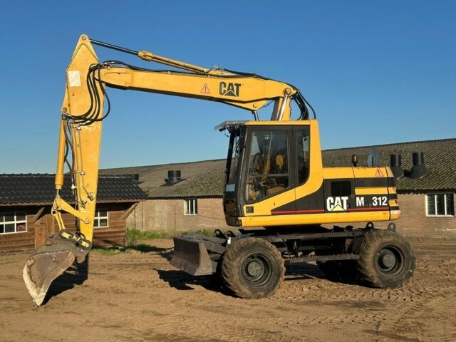 ГАЗ 3110 Волга, объемом двигателя 2.45 л и пробегом 0 тыс. км за 35000 $, фото 8 на Automoto.ua