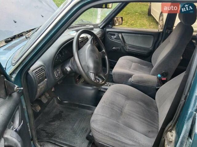 ГАЗ 3110 Волга, объемом двигателя 2.5 л и пробегом 241 тыс. км за 1124 $, фото 9 на Automoto.ua