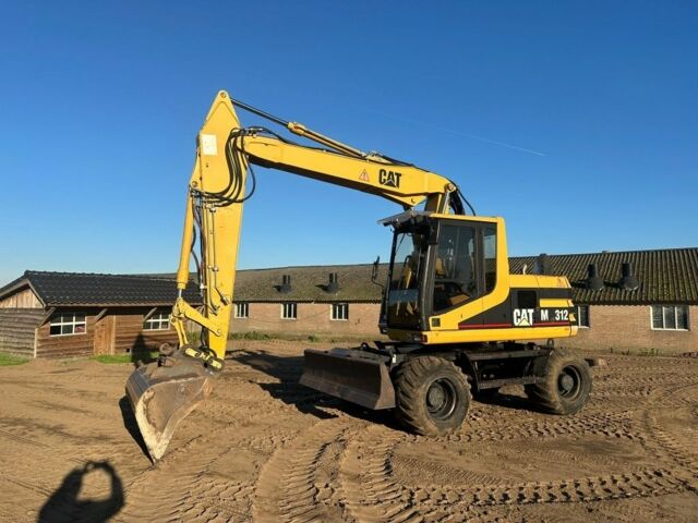 ГАЗ 3110 Волга, объемом двигателя 2.45 л и пробегом 0 тыс. км за 35000 $, фото 4 на Automoto.ua