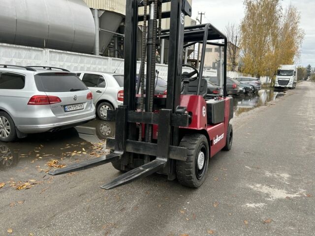 ГАЗ 3110 Волга, объемом двигателя 2.45 л и пробегом 0 тыс. км за 6000 $, фото 3 на Automoto.ua