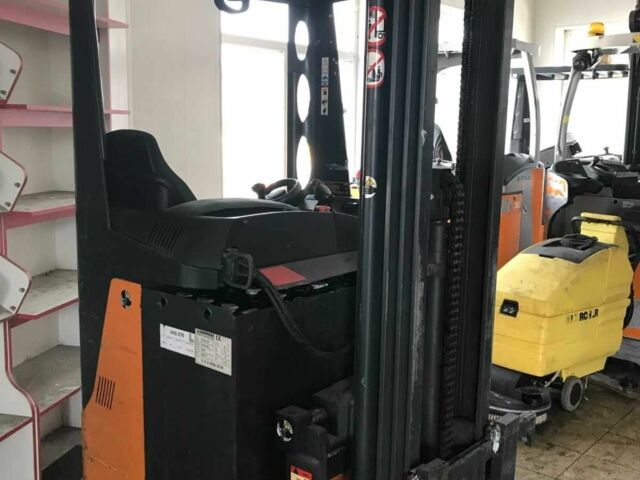 ГАЗ 3110 Волга, об'ємом двигуна 2.45 л та пробігом 0 тис. км за 4658 $, фото 15 на Automoto.ua