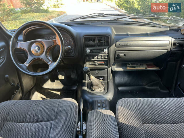 ГАЗ 3110 Волга, об'ємом двигуна 2.3 л та пробігом 27 тис. км за 4500 $, фото 10 на Automoto.ua
