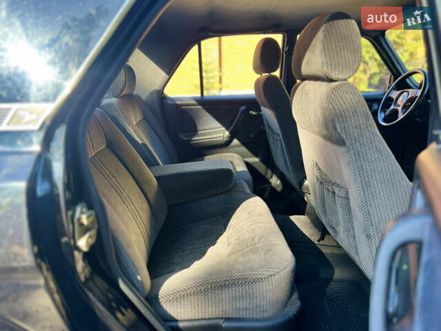 ГАЗ 3110 Волга, об'ємом двигуна 2.3 л та пробігом 27 тис. км за 4500 $, фото 8 на Automoto.ua