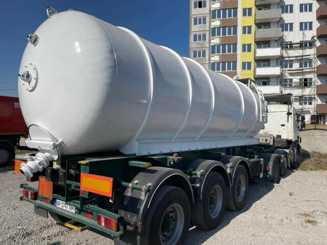 ГАЗ 3110 Волга, об'ємом двигуна 2.45 л та пробігом 0 тис. км за 2030 $, фото 2 на Automoto.ua