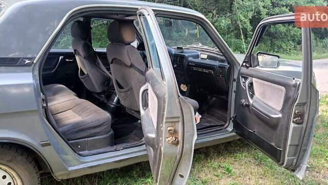 ГАЗ 3110 Волга, объемом двигателя 2.4 л и пробегом 250 тыс. км за 950 $, фото 9 на Automoto.ua