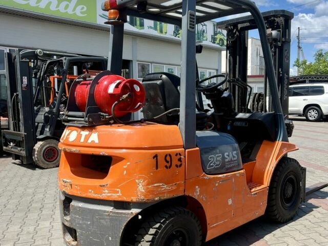 ГАЗ 3110 Волга, объемом двигателя 2.45 л и пробегом 0 тыс. км за 14389 $, фото 3 на Automoto.ua