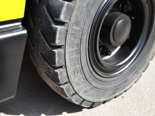 ГАЗ 3110 Волга, объемом двигателя 2.45 л и пробегом 0 тыс. км за 15200 $, фото 3 на Automoto.ua