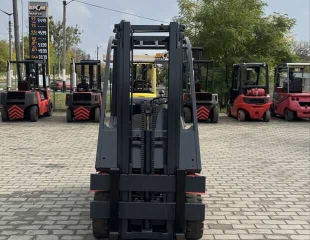 ГАЗ 3110 Волга 2005 в Радомышле на Automoto.ua ГАЗ 3110 Волга, объемом двигателя 2.45 л и пробегом 0 тыс. км за 6700 $, фото 5 на Automoto.ua