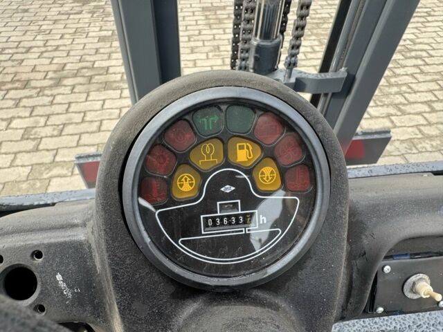 ГАЗ 3110 Волга 2005 в Радомышле на Automoto.ua ГАЗ 3110 Волга, объемом двигателя 2.45 л и пробегом 0 тыс. км за 6700 $, фото 7 на Automoto.ua