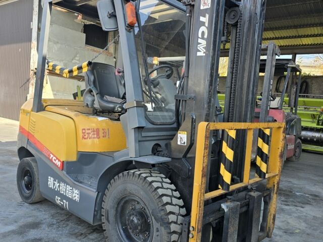 ГАЗ 3110 Волга 2005 в Тернополе на Automoto.ua ГАЗ 3110 Волга, объемом двигателя 2.45 л и пробегом 0 тыс. км за 9500 $, фото 4 на Automoto.ua