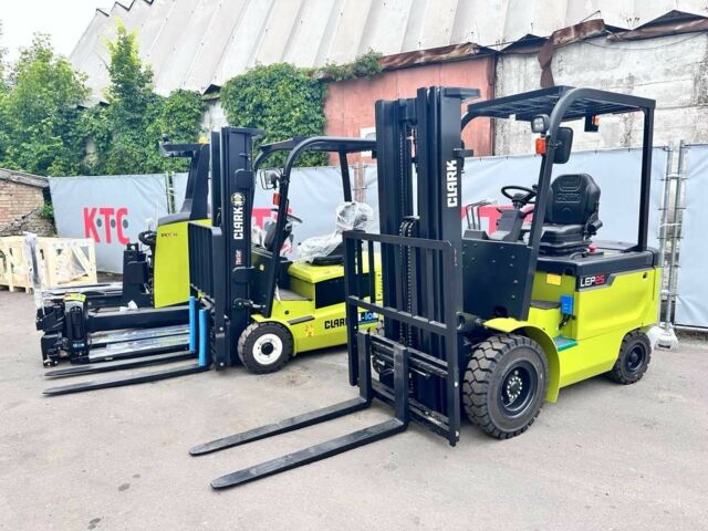 ГАЗ 3110 Волга, об'ємом двигуна 2.45 л та пробігом 0 тис. км за 20601 $, фото 10 на Automoto.ua