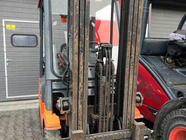 ГАЗ 3110 Волга, об'ємом двигуна 2.45 л та пробігом 0 тис. км за 10448 $, фото 2 на Automoto.ua