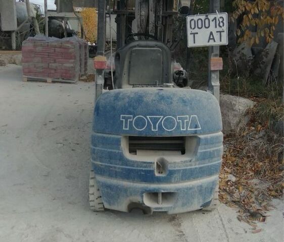 ГАЗ 3110 Волга, об'ємом двигуна 2.45 л та пробігом 0 тис. км за 4000 $, фото 2 на Automoto.ua