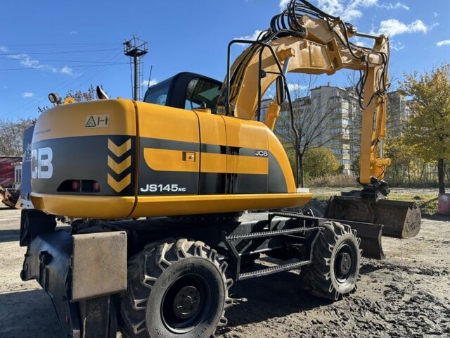 ГАЗ 3110 Волга 2007 в Львове на Automoto.ua ГАЗ 3110 Волга, объемом двигателя 2.45 л и пробегом 0 тыс. км за 42000 $, фото 9 на Automoto.ua