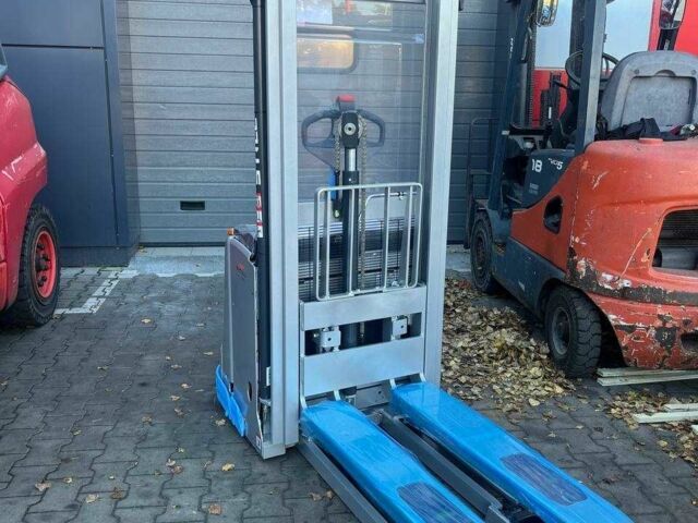 ГАЗ 3110 Волга, об'ємом двигуна 2.45 л та пробігом 0 тис. км за 10977 $, фото 16 на Automoto.ua