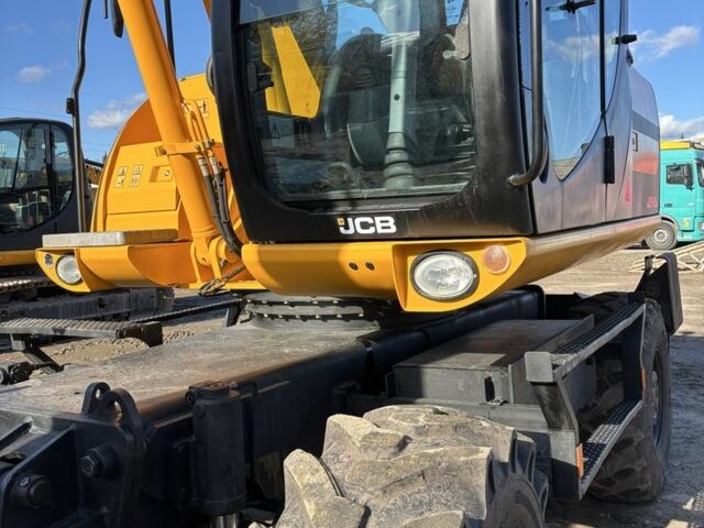 ГАЗ 3110 Волга 2007 в Львове на Automoto.ua ГАЗ 3110 Волга, объемом двигателя 2.45 л и пробегом 0 тыс. км за 42000 $, фото 14 на Automoto.ua