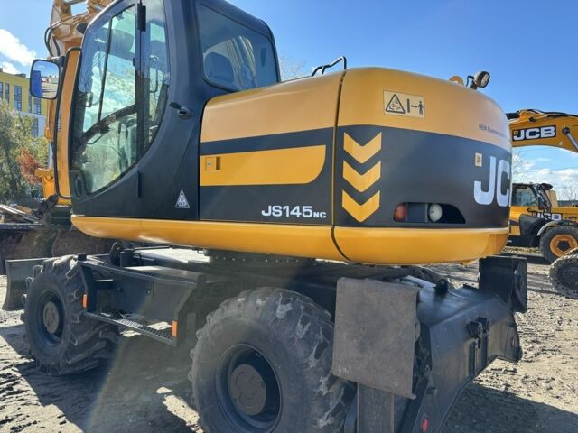 ГАЗ 3110 Волга 2007 в Львове на Automoto.ua ГАЗ 3110 Волга, объемом двигателя 2.45 л и пробегом 0 тыс. км за 42000 $, фото 7 на Automoto.ua