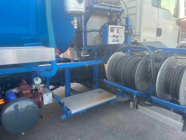 ГАЗ 3110 Волга, объемом двигателя 2.45 л и пробегом 0 тыс. км за 62000 $, фото 8 на Automoto.ua