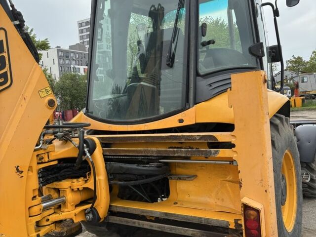 ГАЗ 3110 Волга 2008 у Львові на Automoto.ua ГАЗ 3110 Волга, об'ємом двигуна 2.45 л та пробігом 0 тис. км за 47981 $, фото 3 на Automoto.ua