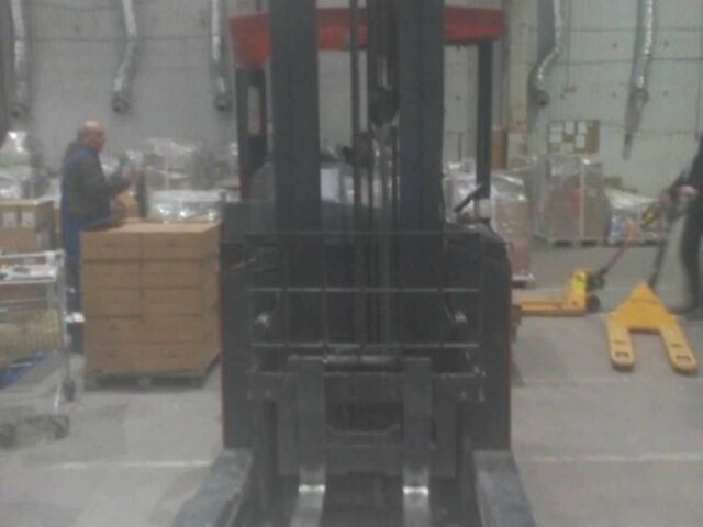 ГАЗ 3110 Волга, объемом двигателя 2.45 л и пробегом 0 тыс. км за 9244 $, фото 2 на Automoto.ua