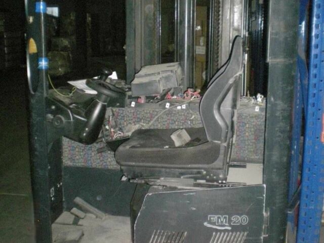 ГАЗ 3110 Волга, объемом двигателя 2.45 л и пробегом 0 тыс. км за 2913 $, фото 8 на Automoto.ua