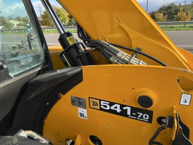 ГАЗ 3110 Волга 2009 у Луцьку на Automoto.ua ГАЗ 3110 Волга, об'ємом двигуна 2.45 л та пробігом 0 тис. км за 43500 $, фото 14 на Automoto.ua