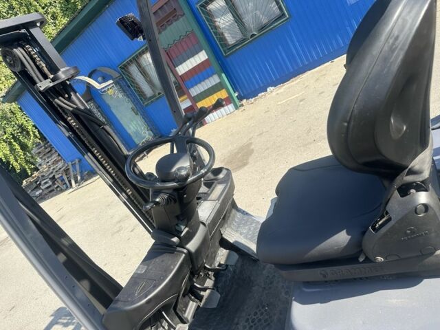 ГАЗ 3110 Волга 2010 в Вышгороде на Automoto.ua ГАЗ 3110 Волга, объемом двигателя 2.45 л и пробегом 0 тыс. км за 9900 $, фото 4 на Automoto.ua