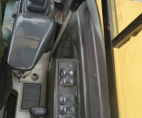 ГАЗ 3110 Волга 2010 в Кривом Роге на Automoto.ua ГАЗ 3110 Волга, объемом двигателя 2.45 л и пробегом 0 тыс. км за 22000 $, фото 8 на Automoto.ua