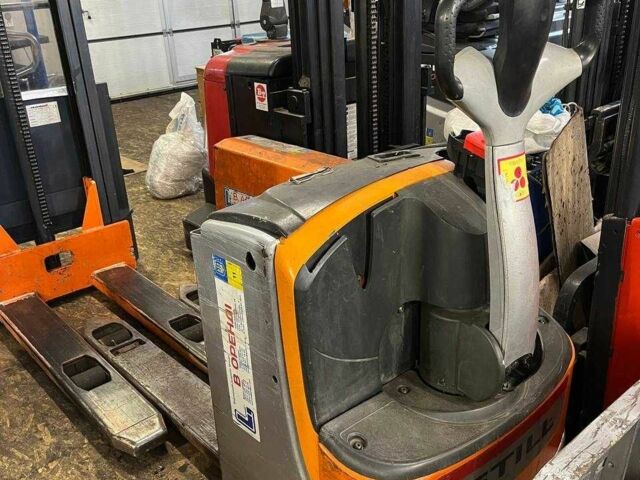 ГАЗ 3110 Волга, объемом двигателя 2.45 л и пробегом 0 тыс. км за 11007 $, фото 12 на Automoto.ua