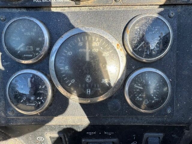 ГАЗ 3110 Волга, объемом двигателя 2.45 л и пробегом 0 тыс. км за 74713 $, фото 3 на Automoto.ua