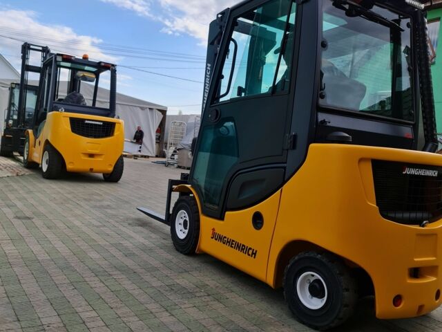 ГАЗ 3110 Волга, объемом двигателя 2.45 л и пробегом 0 тыс. км за 21392 $, фото 5 на Automoto.ua