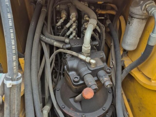 ГАЗ 3110 Волга 2011 в Львове на Automoto.ua ГАЗ 3110 Волга, объемом двигателя 2.45 л и пробегом 0 тыс. км за 65535 $, фото 13 на Automoto.ua