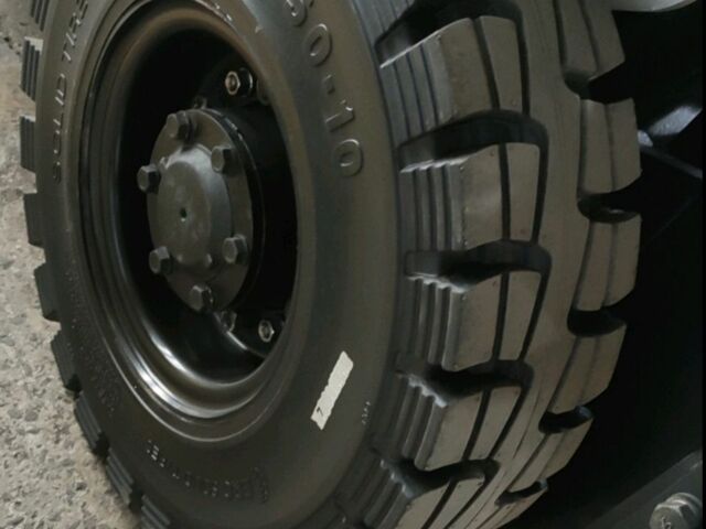 ГАЗ 3110 Волга 2013 в Днепре (Днепропетровске) на Automoto.ua ГАЗ 3110 Волга, объемом двигателя 2.45 л и пробегом 0 тыс. км за 10000 $, фото 4 на Automoto.ua