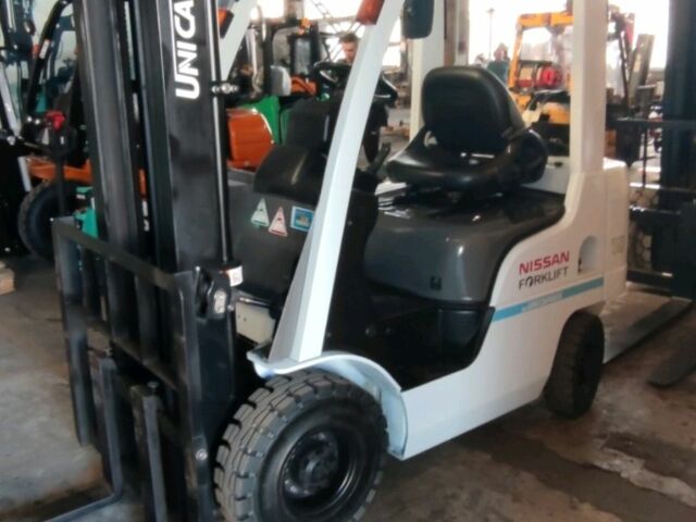 ГАЗ 3110 Волга, объемом двигателя 2.45 л и пробегом 0 тыс. км за 12000 $, фото 2 на Automoto.ua
