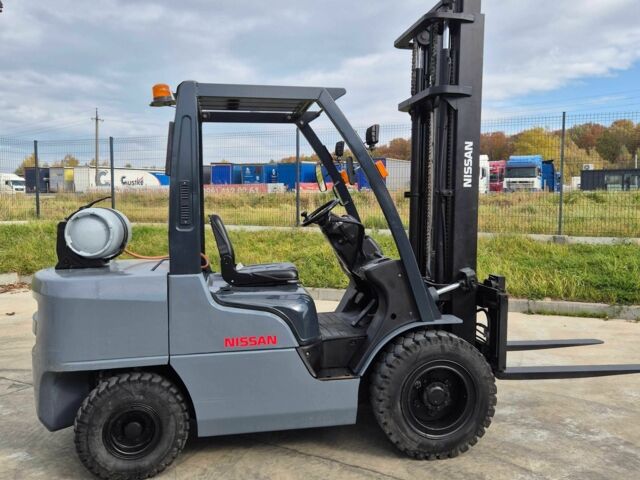 ГАЗ 3110 Волга, объемом двигателя 2.45 л и пробегом 0 тыс. км за 13811 $, фото 11 на Automoto.ua