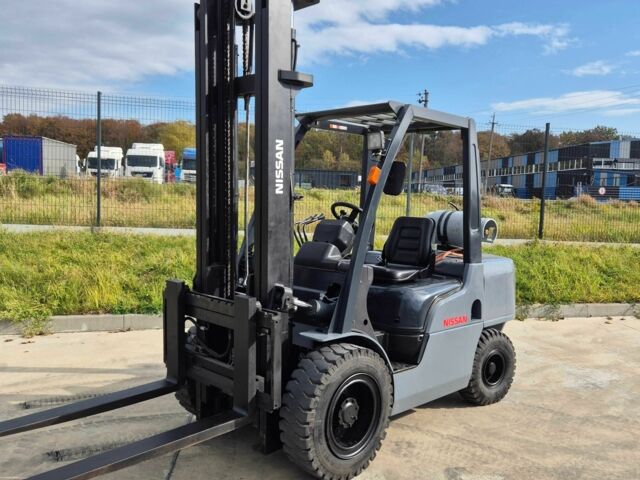 ГАЗ 3110 Волга, объемом двигателя 2.45 л и пробегом 0 тыс. км за 13811 $, фото 2 на Automoto.ua