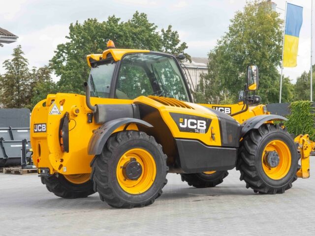 ГАЗ 3110 Волга, об'ємом двигуна 2.45 л та пробігом 0 тис. км за 54160 $, фото 2 на Automoto.ua