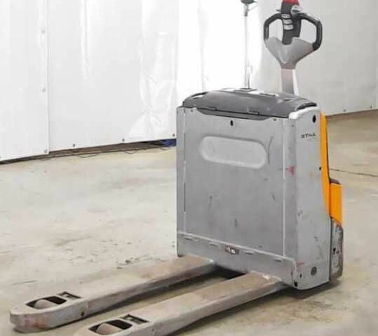 ГАЗ 3110 Волга, объемом двигателя 2.45 л и пробегом 0 тыс. км за 119 $, фото 15 на Automoto.ua