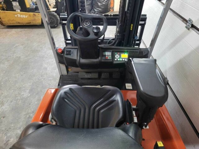 ГАЗ 3110 Волга, об'ємом двигуна 2.45 л та пробігом 0 тис. км за 16092 $, фото 21 на Automoto.ua