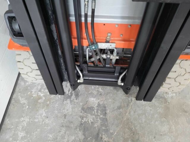 ГАЗ 3110 Волга, об'ємом двигуна 2.45 л та пробігом 0 тис. км за 16092 $, фото 17 на Automoto.ua