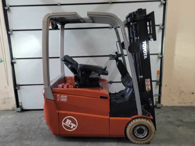 ГАЗ 3110 Волга, об'ємом двигуна 2.45 л та пробігом 0 тис. км за 16092 $, фото 6 на Automoto.ua