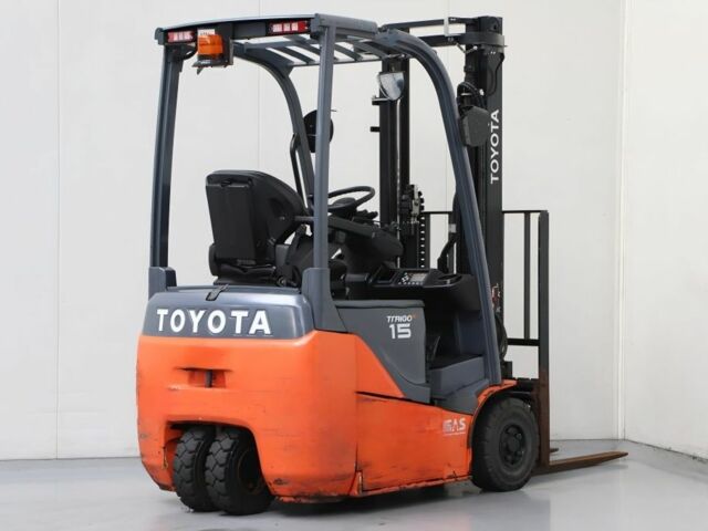 ГАЗ 3110 Волга, об'ємом двигуна 2.45 л та пробігом 0 тис. км за 10417 $, фото 1 на Automoto.ua