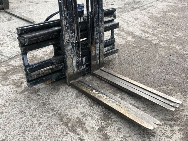 ГАЗ 3110 Волга 2016 в Яворове на Automoto.ua ГАЗ 3110 Волга, объемом двигателя 2.45 л и пробегом 0 тыс. км за 2100 $, фото 3 на Automoto.ua