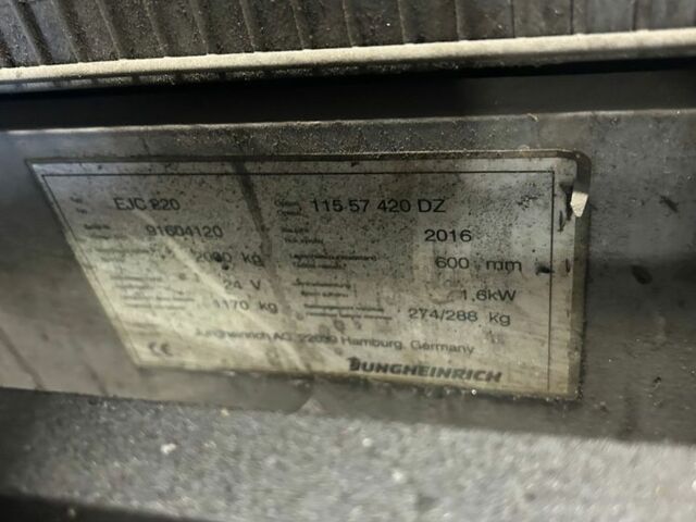 ГАЗ 3110 Волга, объемом двигателя 2.45 л и пробегом 0 тыс. км за 5404 $, фото 3 на Automoto.ua