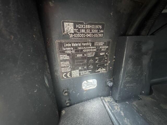 ГАЗ 3110 Волга, объемом двигателя 2.45 л и пробегом 0 тыс. км за 27999 $, фото 3 на Automoto.ua